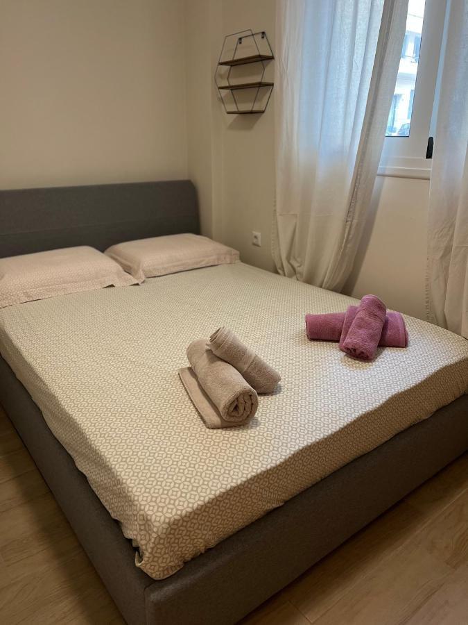 Vicky'S Studio Пирея Екстериор снимка